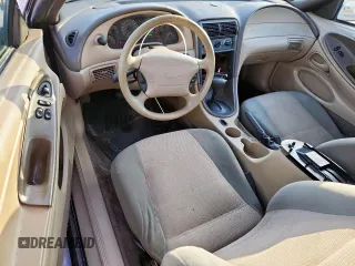 2001 Ford Mustang Standard with VIN 1FAFP40421F247069, listed as a Copart auction lot 61634675 with 133,681 mi miles and Salvage title. Bid and sale history available at DreamBid. Image 8.