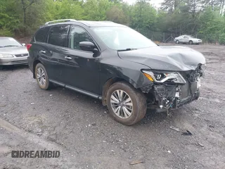 2020 Nissan Pathfinder S z VIN 5N1DR2AN9LC648531, wystawiony jako IAAI lot #41961483 z przebiegiem 85 079 mil mil oraz . Historia ofert i sprzedaży dostępna na DreamBid. Obrazek 1.
