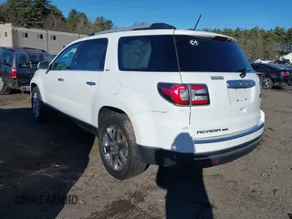 2017 GMC Acadia Limited Limited with VIN 1GKKVSKD2HJ143824, listed as a IAAI auction lot 40912672 with 146,887 mi miles. Bid and sale history available at carsss.com. Image 3.
