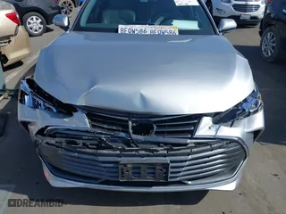 2019 Toyota Avalon Hybrid Limited with VIN 4T1B21FB1KU003112, listed as a IAAI auction lot 41610307 with 169,569 mi miles. Bid and sale history available at carsss.com. Image 6.