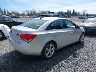 2015 Chevrolet Cruze LT with VIN 1G1PE5SB6F7247298, listed as a IAAI auction lot 41850387 with 83,640 mi miles. Bid and sale history available at carsss.com. Image 4.