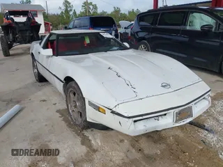 1989 Chevrolet Corvette with VIN 1G1YY2183K5124841, listed as a IAAI auction lot 40798581 with 51,577 mi miles. Bid and sale history available at carsss.com. Image 1.