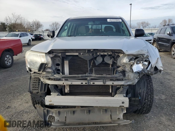 2013 Toyota Tacoma PreRunner with VIN 3TMKU4HN0DM034513, listed as a Copart auction lot 45722995 with 110,318 mi miles and Salvage title. Bid and sale history available at DreamBid. Image 5.