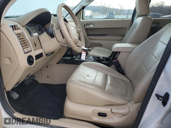 2012 Ford Escape Limited z VIN 1FMCU0EG2CKA92837, wystawiony jako Copart lot #45421395 z przebiegiem 93 883 mil mil oraz Czysty tytuł • Clean title. Historia ofert i sprzedaży dostępna na DreamBid. Obrazek 7.