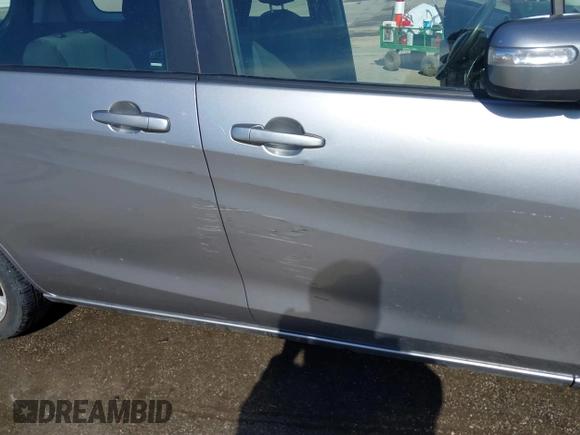 2013 Mazda 5 Sport with VIN JM1CW2BL6D0146696, listed as a IAAI auction lot 41657255 with 142,939 mi miles and . Bid and sale history available at DreamBid. Image 18.