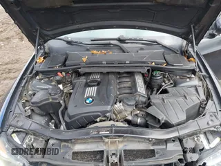 2008 BMW 3 Series 328xi with VIN WBAVC93518K036611, listed as a IAAI auction lot 41458902 with 162,425 mi miles and . Bid and sale history available at DreamBid. Image 10.