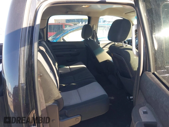 2009 Chevrolet Silverado 1500 LS with VIN 3GCEC13C49G267921, listed as a IAAI auction lot 41723468 with 150,075 mi miles and . Bid and sale history available at DreamBid. Image 8.