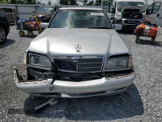 2000 Mercedes-Benz C 230 Kompressor with VIN WDBHA24G1YA833250, listed as a Copart auction lot 55699635 with 75,805 mi miles and Salvage Title. Bid and sale history available at DreamBid. Image 5.
