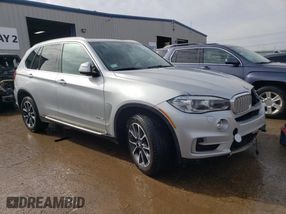 2014 BMW X5 xDrive35i with VIN 5UXKR0C5XE0K48574, listed as a Copart auction lot 46288555 with 96,303 mi miles and Salvage Title. Bid and sale history available at carsss.com. Image 4.