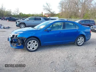 2011 Ford Fusion SE with VIN 3FAHP0HA3BR120444, listed as a IAAI auction lot 42031478 with 132,401 mi miles. Bid and sale history available at carsss.com. Image 15.