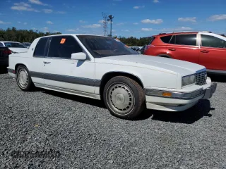1990 Cadillac Eldorado z VIN 1G6EL1334LU616468, wystawiony jako Copart lot #76398934 z przebiegiem Nie podano mil oraz Szkody całkowita. Historia ofert i sprzedaży dostępna na DreamBid. Obrazek 4.