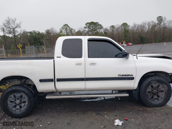 2000 Toyota Tundra SR5 with VIN 5TBBT4415YS052476, listed as a IAAI auction lot 41542124 with 273,045 mi miles. Bid and sale history available at carsss.com. Image 13.