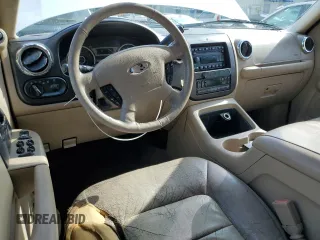 2005 Ford Expedition Eddie Bauer z VIN 1FMPU17525LA02246, wystawiony jako Copart lot #59372255 z przebiegiem 264 839 mil mil oraz Szkoda całkowita • Salvage title. Historia ofert i sprzedaży dostępna na DreamBid. Obrazek 8.