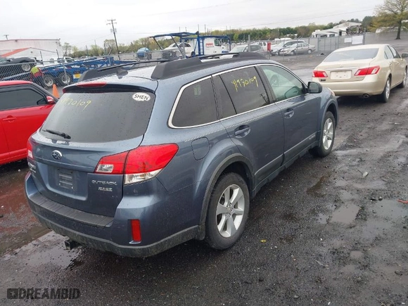 2014 Subaru Outback 2.5i Premium with VIN 4S4BRBCC4E3212594, listed as a IAAI auction lot 41970109 with 167,904 mi miles. Bid and sale history available at carsss.com. Image 4.