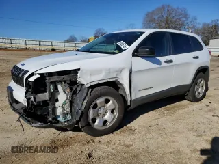 2016 Jeep Cherokee Altitude with VIN 1C4PJMAB6GW290240, listed as a Copart auction lot 88655745 with 116,645 mi miles and Salvage title. Bid and sale history available at DreamBid. Image 1.