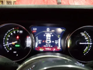 2021 Jeep Wrangler Unlimited Sahara z VIN 1C4JJXP64MW786392, wystawiony jako Copart lot #51800875 z przebiegiem 147 378 mil mil oraz Szkoda całkowita • Salvage title. Historia ofert i sprzedaży dostępna na DreamBid. Obrazek 9.