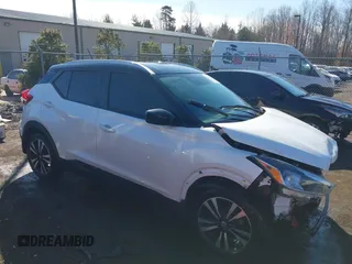 2018 Nissan Kicks S with VIN 3N1CP5CUXJL522288, listed as a IAAI auction lot 41429312 with 67,670 mi miles. Bid and sale history available at carsss.com. Image 1.