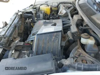 2006 Toyota Highlander w/3rd Row with VIN JTEDP21A560095904, listed as a IAAI auction lot 42562325 with 202,962 mi miles and . Bid and sale history available at DreamBid. Image 20.