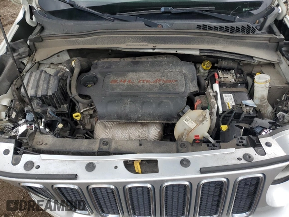 2015 Jeep Renegade Limited с VIN ZACCJADT0FPB57319, выставлен на аукционе Copart как лот 58262505 с пробегом Не указан миль и Списание • Salvage title. История ставок и продаж доступна на DreamBid. Изображение 12.