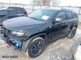2019 Jeep Grand Cherokee Trailhawk with VIN 1C4RJFLTXKC696820, listed as a IAAI auction lot 41443851 with 50,848 mi miles. Bid and sale history available at carsss.com. Image 18.