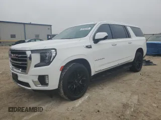 2022 GMC Yukon XL SLT with VIN 1GKS1GKD2NR135678, listed as a Copart auction lot 45760755 with 0 mi miles and Salvage Title. Bid and sale history available at carsss.com. Image 1.