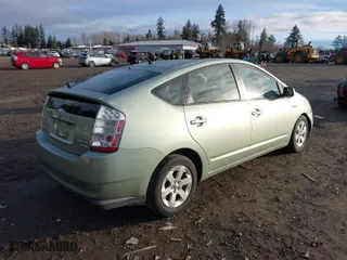 2007 Toyota Prius with VIN JTDKB20U977662792, listed as a IAAI auction lot 41589683 with 117,708 mi miles. Bid and sale history available at carsss.com. Image 4.
