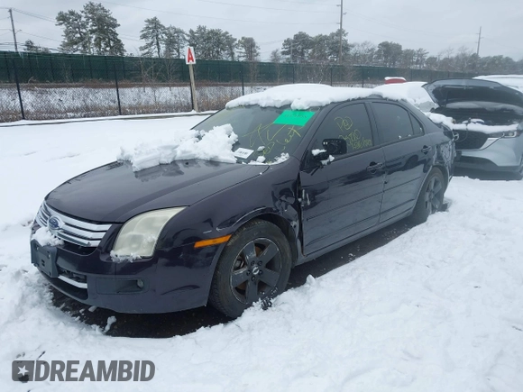 2007 Ford Fusion SE with VIN 3FAHP01137R137746, listed as a IAAI auction lot 41551002 with 999,999 mi miles. Bid and sale history available at carsss.com. Image 2.