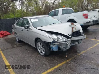 2005 Lexus ES 330 with VIN JTHBA30G655098738, listed as a IAAI auction lot 41966322 with 142,451 mi miles. Bid and sale history available at carsss.com. Image 1.