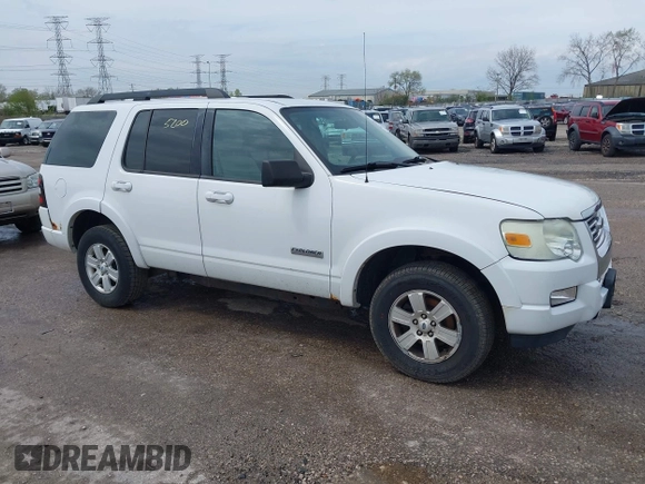 2008 Ford Explorer XLT with VIN 1FMEU73E28UB09103, listed as a IAAI auction lot 42135200 with 69,871 mi miles. Bid and sale history available at carsss.com. Image 1.