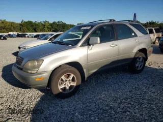 2000 Lexus RX 300 with VIN JT6GF10U6Y0073107, listed as a Copart auction lot 49377865 with 357,095 mi miles and Clean Title. Bid and sale history available at carsss.com. Image 1.