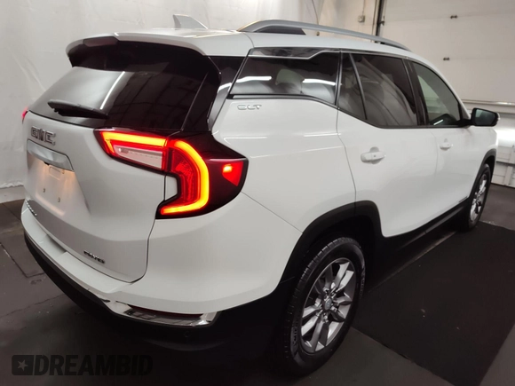 2022 GMC Terrain SLT z VIN 3GKALVEV4NL142475, wystawiony jako IAAI lot #42554198 z przebiegiem 34 225 mil mil oraz . Historia ofert i sprzedaży dostępna na DreamBid. Obrazek 21.