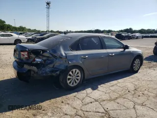 2014 Volkswagen Passat Wolfsburg Edition with VIN 1VWAS7A30EC118276, listed as a Copart auction lot 60730425 with 141,975 mi miles and Salvage title. Bid and sale history available at DreamBid. Image 3.