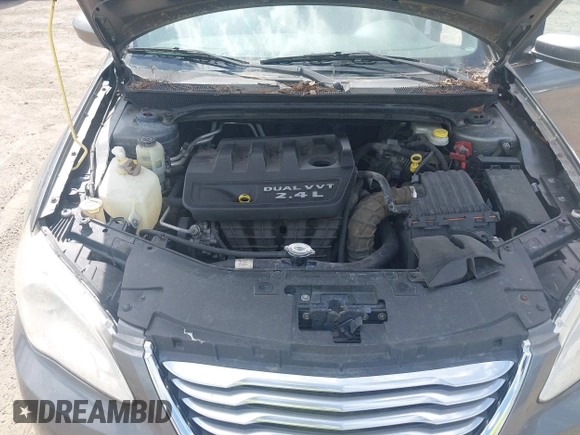 2012 Chrysler 200 LX with VIN 1C3CCBAB7CN305295, listed as a IAAI auction lot 42152143 with 184,352 mi miles. Bid and sale history available at carsss.com. Image 10.