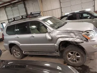 2008 Lexus GX 470 with VIN JTJBT20X980159326, listed as a IAAI auction lot 41764696 with 207,233 mi miles. Bid and sale history available at carsss.com. Image 14.