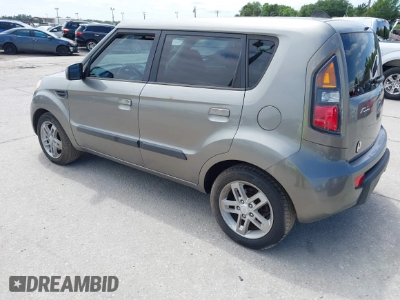 2010 Kia Soul + with VIN KNDJT2A20A7084899, listed as a IAAI auction lot 41990009 with 210,572 mi miles and . Bid and sale history available at DreamBid. Image 3.