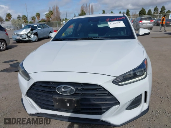 2019 Hyundai Veloster 2.0 with VIN KMHTG6AF4KU019642, listed as a IAAI auction lot 41885392 with 96,340 mi miles. Bid and sale history available at carsss.com. Image 13.