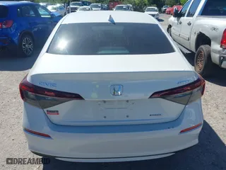 2025 Honda Civic Sedan Hybrid Sport with VIN 2HGFE4F87SH301266, listed as a IAAI auction lot 41729597 with 5,502 mi miles. Bid and sale history available at carsss.com. Image 16.