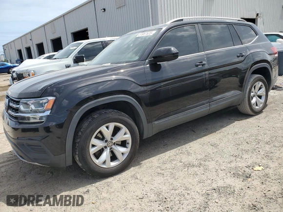 2018 Volkswagen Atlas Launch Edition with VIN 1V2BR2CA4JC502006, listed as a Copart auction lot 51957625 with 102,591 mi miles and Salvage title. Bid and sale history available at DreamBid. Image 1.