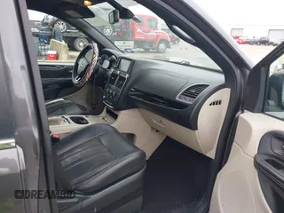 2019 Dodge Grand Caravan SXT with VIN 2C4RDGCG3KR543221, listed as a IAAI auction lot 41528859 with 129,778 mi miles and . Bid and sale history available at DreamBid. Image 5.