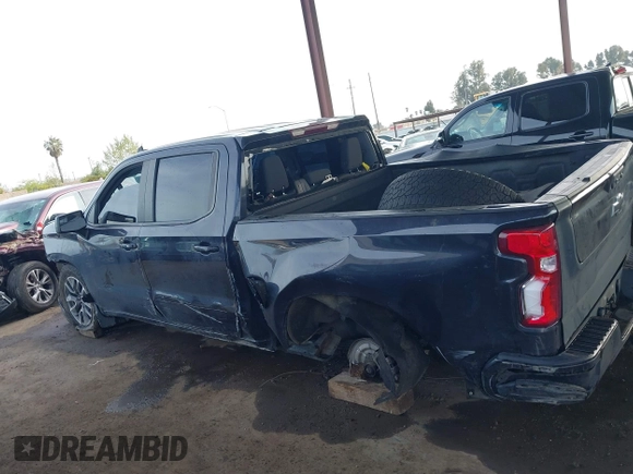2022 Chevrolet Silverado 1500 RST with VIN 3GCUDEETXNG583752, listed as a IAAI auction lot 41809678 with 68,902 mi miles and . Bid and sale history available at DreamBid. Image 15.