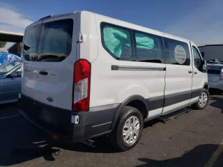 2021 Ford Transit Passenger XL with VIN 1FBAX2Y87MKA12733, listed as a Copart auction lot 38611124 with 83,542 mi miles and Salvage Title. Bid and sale history available at carsss.com. Image 3.