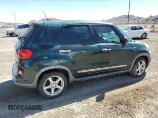 2015 FIAT 500L Urbana Trekking with VIN ZFBCFADH7FZ030427, listed as a Copart auction lot 68518634 with 159,471 mi miles and Clean Title. Bid and sale history available at DreamBid. Image 3.