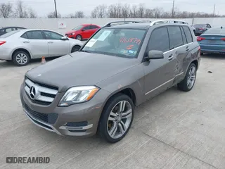 2014 Mercedes-Benz GLK-Class GLK 350 with VIN WDCGG5HB0EG240879, listed as a IAAI auction lot 41618747 with 106,511 mi miles. Bid and sale history available at carsss.com. Image 17.