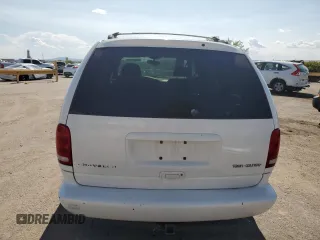 1998 Chrysler Town & Country LXi with VIN 1C4GP64L2WB637437, listed as a Copart auction lot 70504424 with 82,972 mi miles and Salvage Title. Bid and sale history available at carsss.com. Image 6.