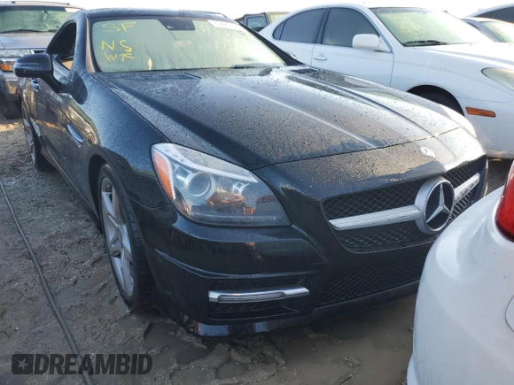 2014 Mercedes-Benz SLK 350 with VIN WDDPK5HA4EF076348, listed as a Copart auction lot 73829014 with Not provided miles and Salvage title. Bid and sale history available at DreamBid. Image 5.