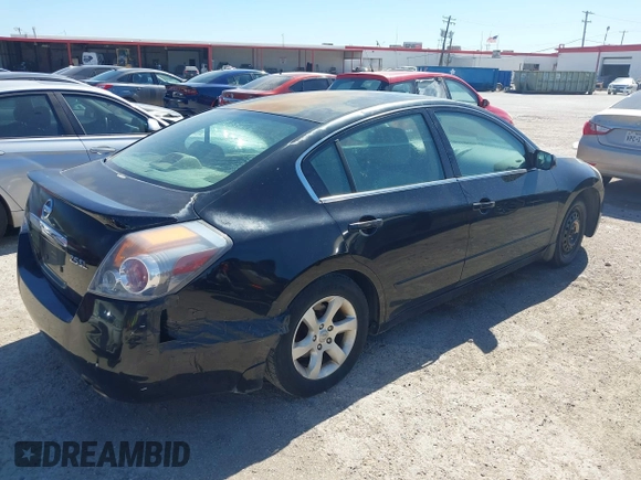 2007 Nissan Altima 2.5 with VIN 1N4AL21E47N412233, listed as a IAAI auction lot 41812412 with 200,451 mi miles. Bid and sale history available at carsss.com. Image 4.