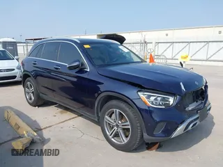 2021 Mercedes-Benz GLC 300 z VIN W1N0G8DB9MF880469, wystawiony jako IAAI lot #42285406 z przebiegiem 43 921 mil mil oraz . Historia ofert i sprzedaży dostępna na DreamBid. Obrazek 1.