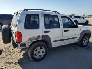 2004 Jeep Liberty Sport with VIN 1J4GK48K84W118848, listed as a Copart auction lot 43061675 with 116,406 mi miles and Salvage Title. Bid and sale history available at DreamBid. Image 3.