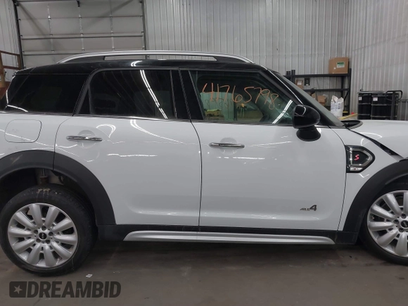 2019 MINI Countryman Cooper S with VIN WMZYT5C57K3G92681, listed as a IAAI auction lot 41765798 with 40,899 mi miles. Bid and sale history available at carsss.com. Image 12.