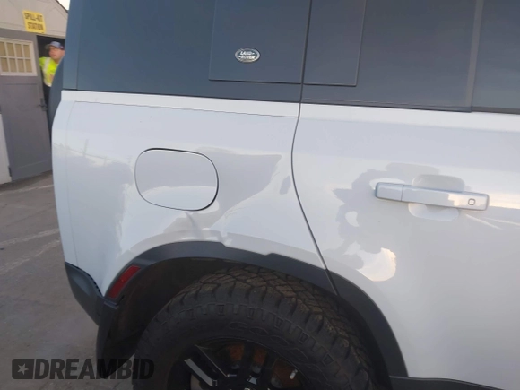 2021 Land Rover Defender SE with VIN SALEP7RU7M2042216, listed as a IAAI auction lot 41596950 with 80,456 mi miles and . Bid and sale history available at DreamBid. Image 6.